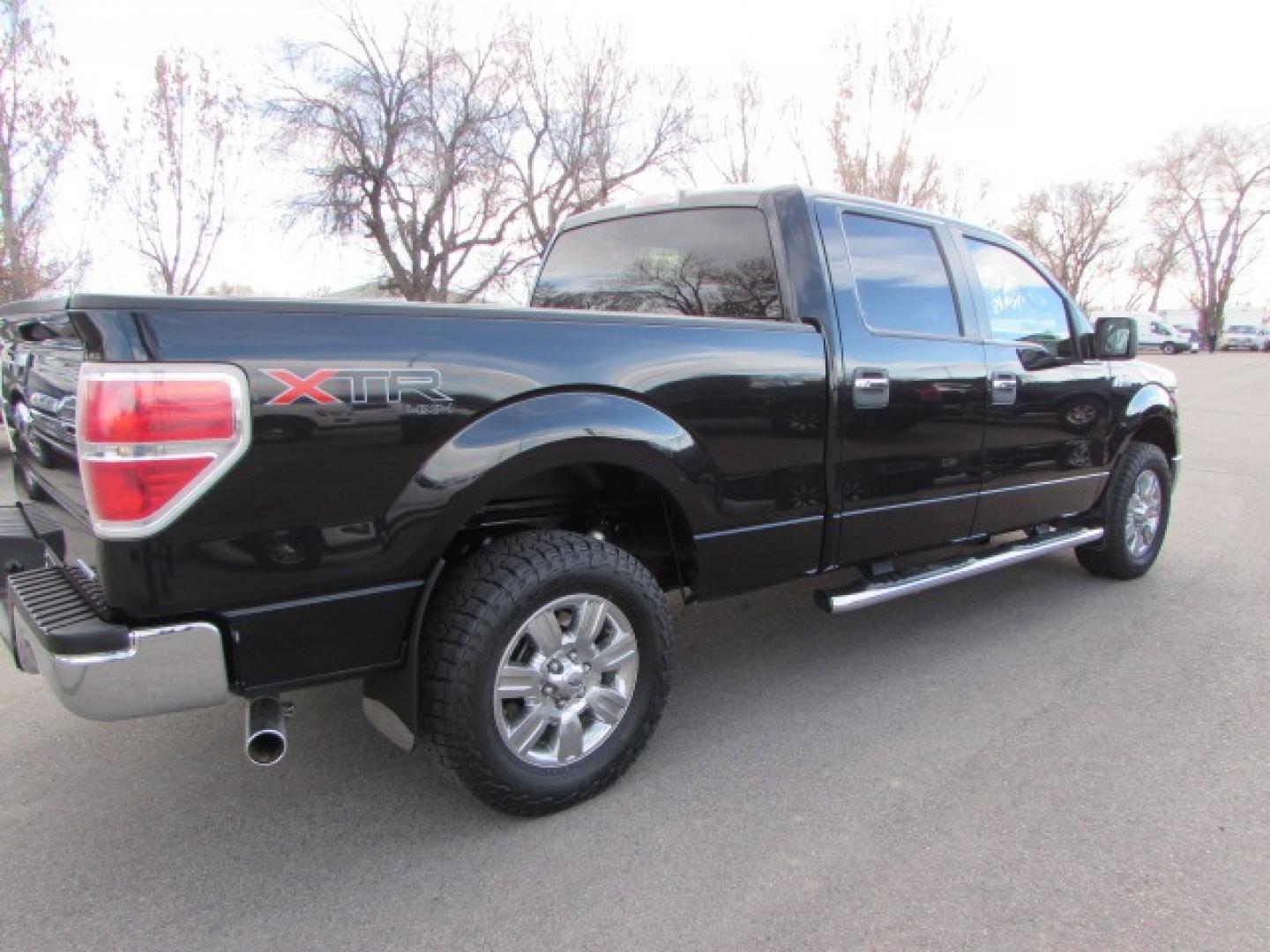 2013 Black /Gray Ford F-150 XLT Supercrew 6.5 Bed (1FTFW1EF7DF) with an 5.0L Gasoline engine engine, 6 speed automatic transmission, located at 4562 State Avenue, Billings, MT, 59101, (406) 896-9833, 45.769516, -108.526772 - Photo#3